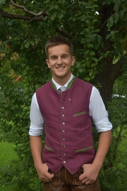 Kassier (Valentin Siebenhofer) 